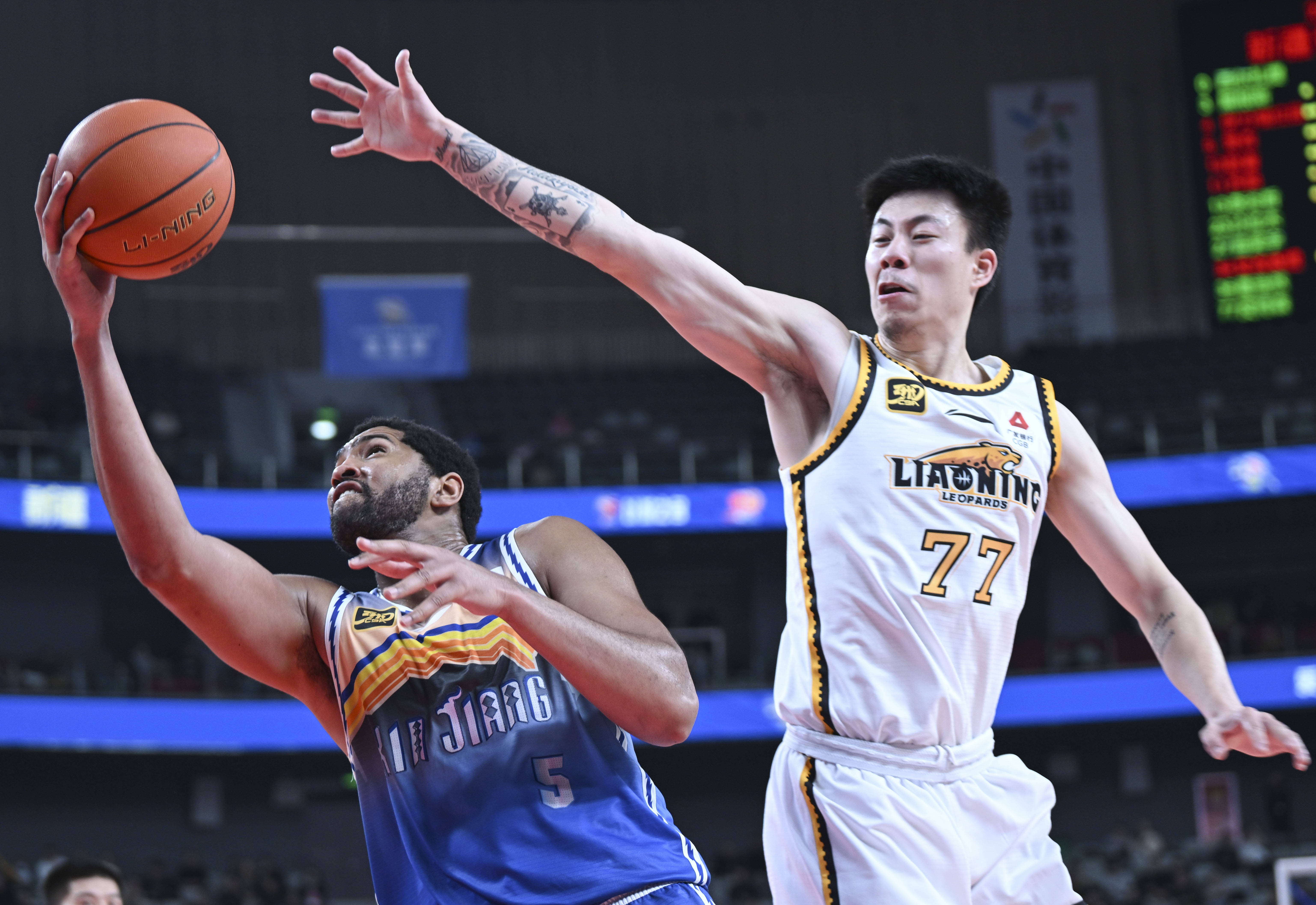 张镇麟：上海新队友对于我的加盟也很震惊